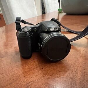 Nikon Coolpix L820